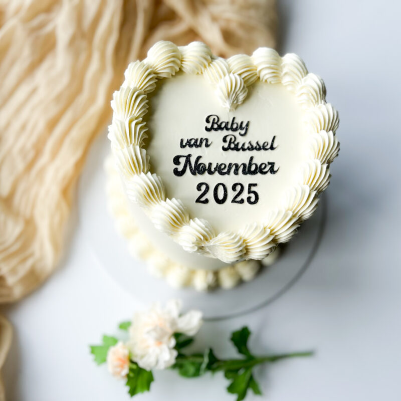 ❤️ Gender reveal taart vintage stijl